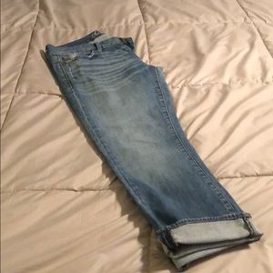 American Eagle cropped jeans